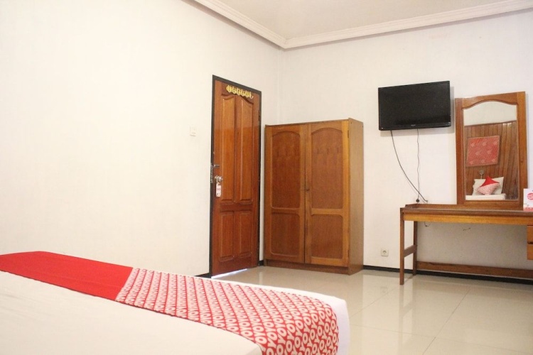 OYO 1333 Wisata Hotel