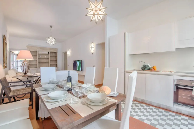 Pitti Luxury Apartment