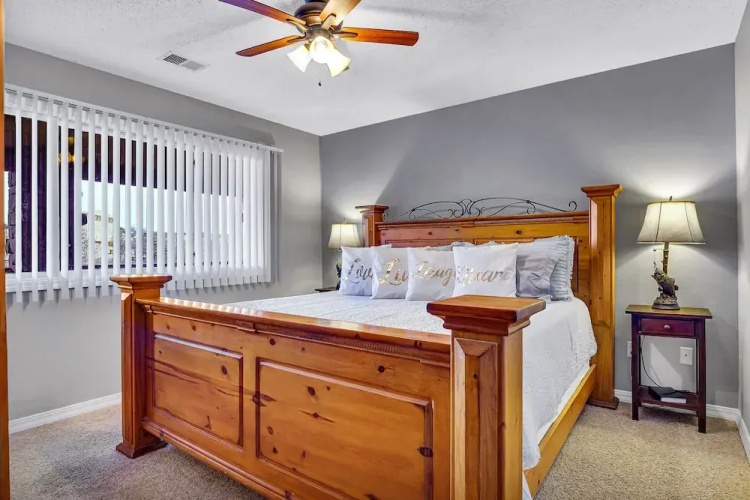Pointe Of View 2 Bedroom Condo by RedAwning