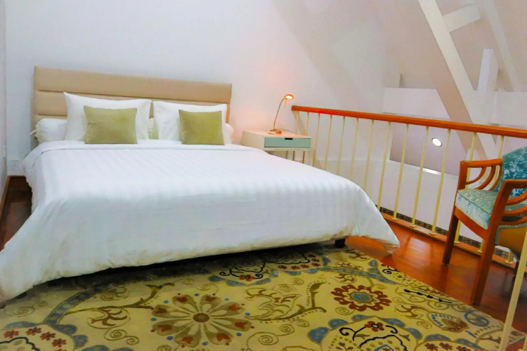 Oemah Kakang Loft & Bed