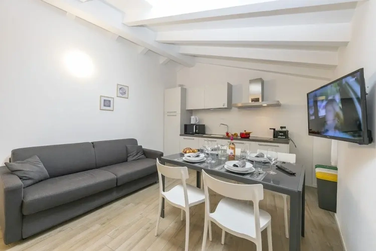 2 Bedrooms Twin Family Apartment