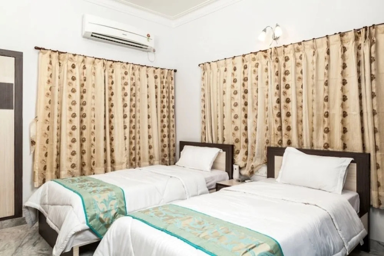 Simi International - The Imperial