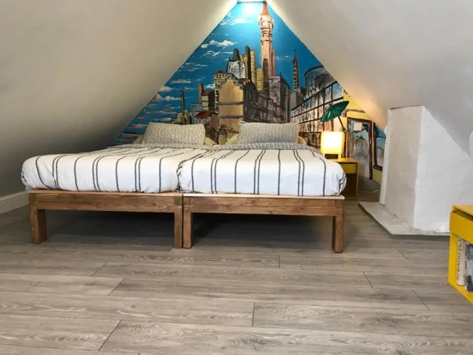 2 Bedrooms Apartment