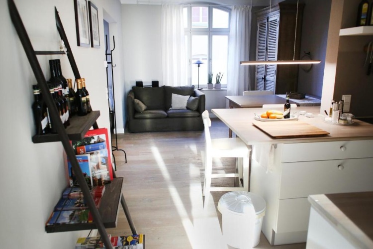 1 Bedroom Apartment
