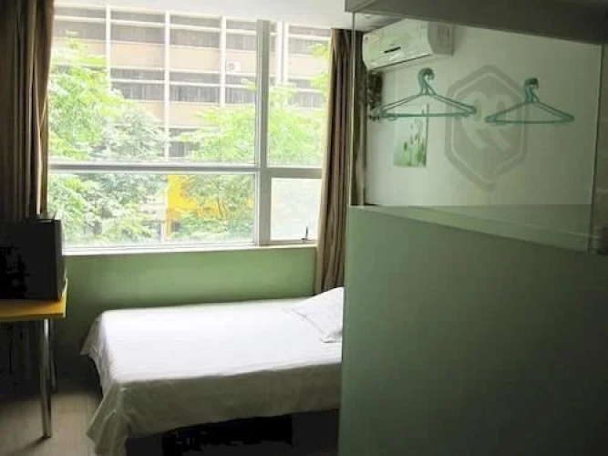 99 Hotel