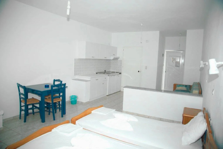 Zeus Hotel