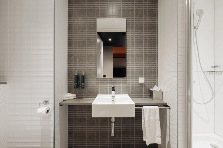 DoubleTree by Hilton Amsterdam Centraal Station photo 20