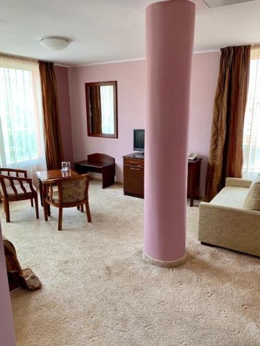 Junior Suite with balcony and with view
