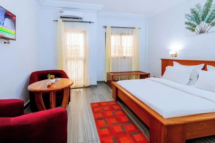Comfort room