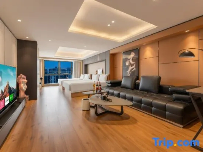 Double Suite