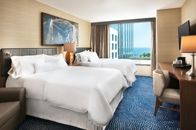 Deluxe Quadruple room