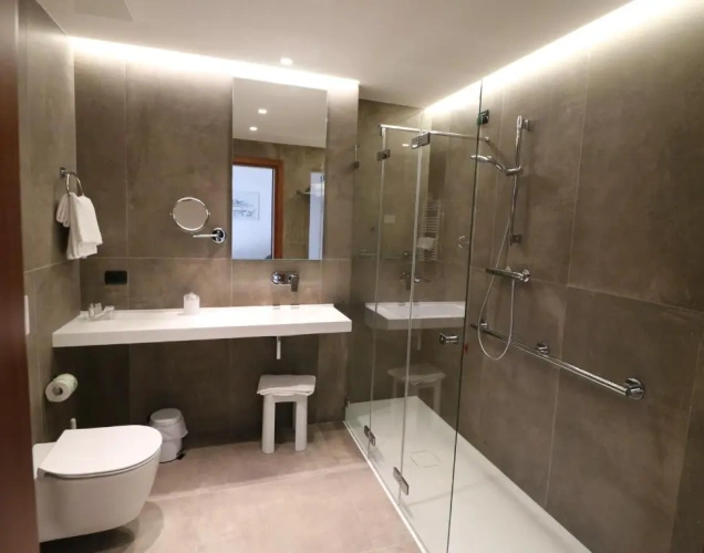 Standard Twin room with balcony