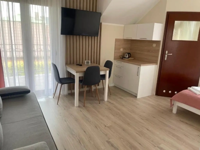 Standard Triple room with balcony