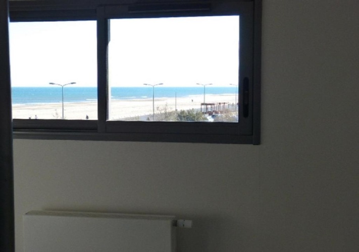 3 Bedrooms Apartment