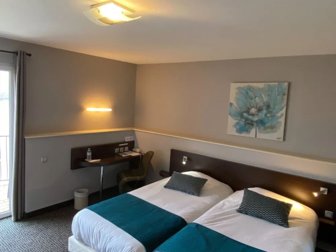 Deluxe Twin room