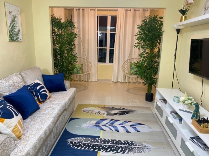 3 Bedrooms Apartment