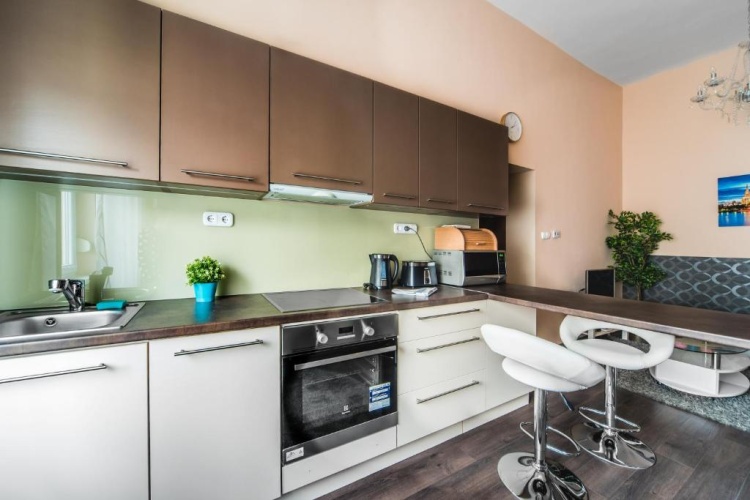 2 Bedrooms Apartment