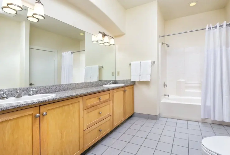 Standard Double Suite
