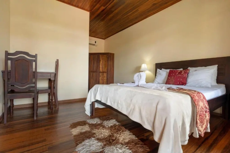 Standard room with garden view