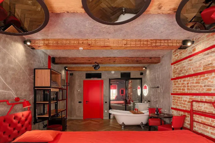 Masoch. Hotel & Cafe