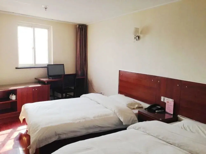 Caifu Zhixing Express Hotel