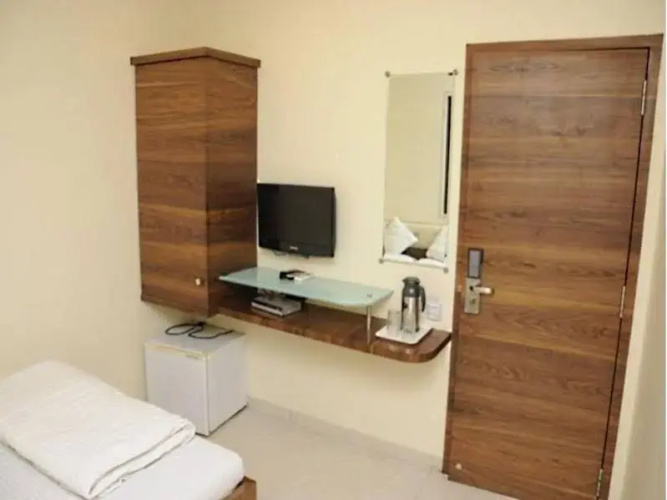 Hotel Causeway