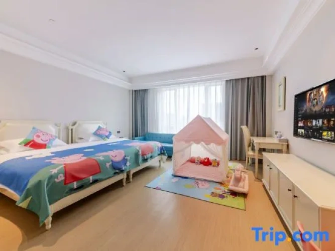 Deluxe Double Family room