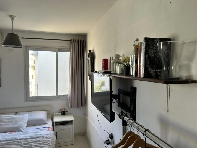 Amir's Apartments