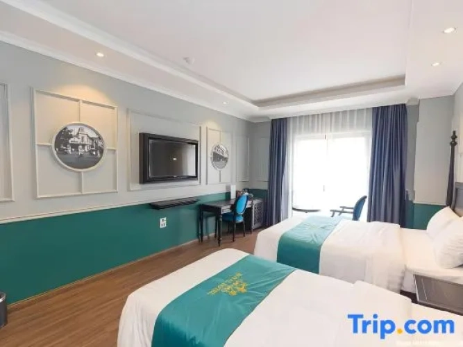 Deluxe Triple room