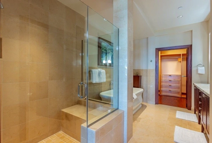 3 Bedrooms Villa