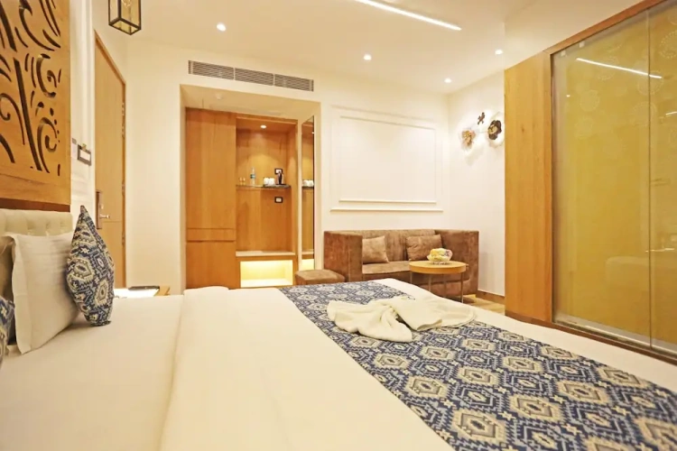Double Suite