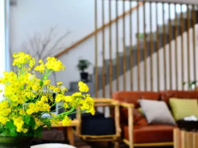 Moganshan Muddlehead's Pet Theme B&B