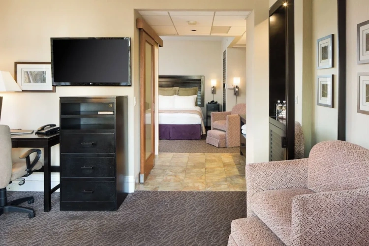 Accessible Double Suite