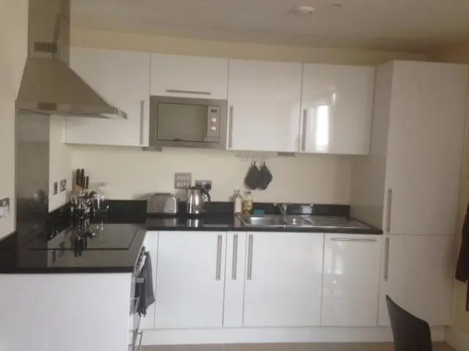 Lanterns Court E14