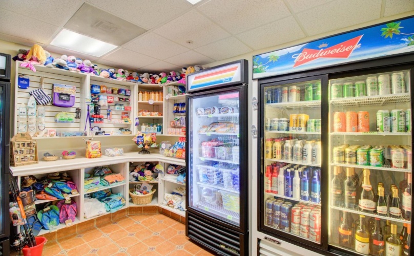Hutchinson Island Plaza Hotel & Suites photo 11