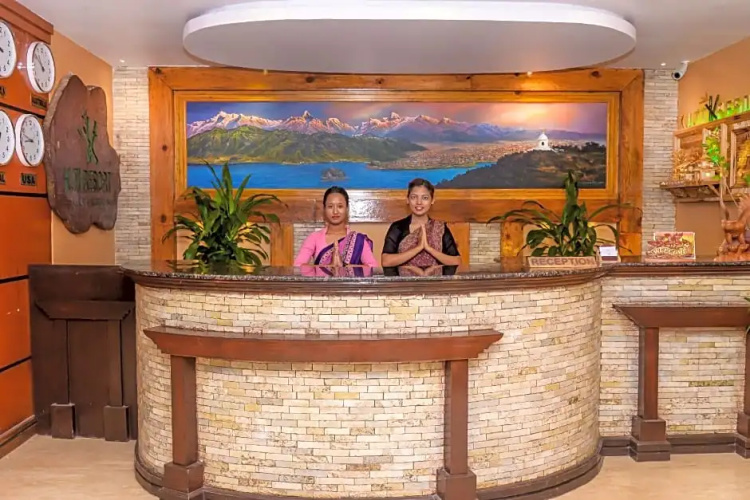 Kuti Resort & Spa