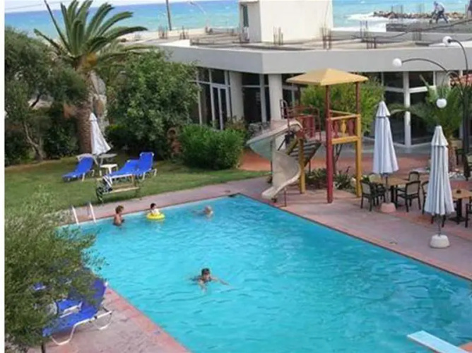 Kritzas Beach and Bungalows