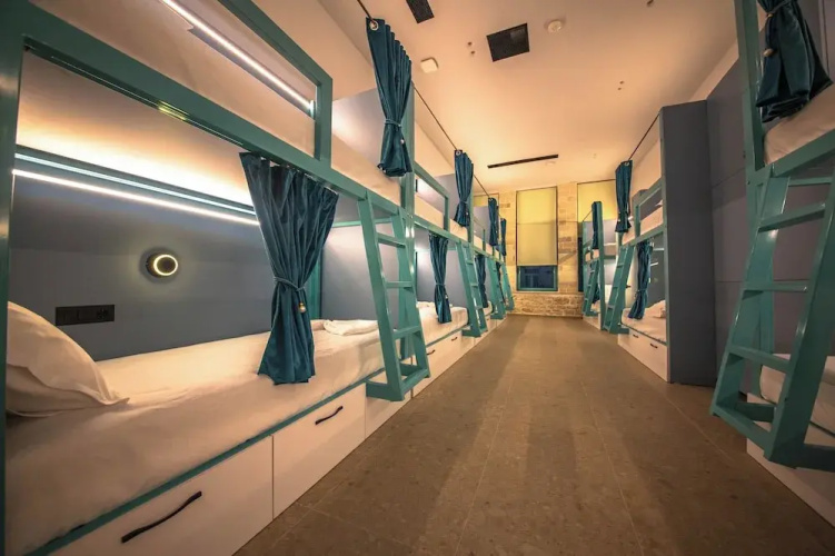 Vega 43 Hostel