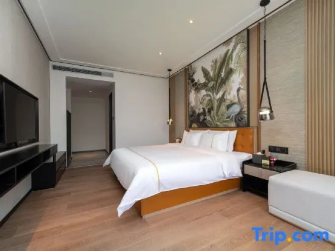 Standard Double room with lake view