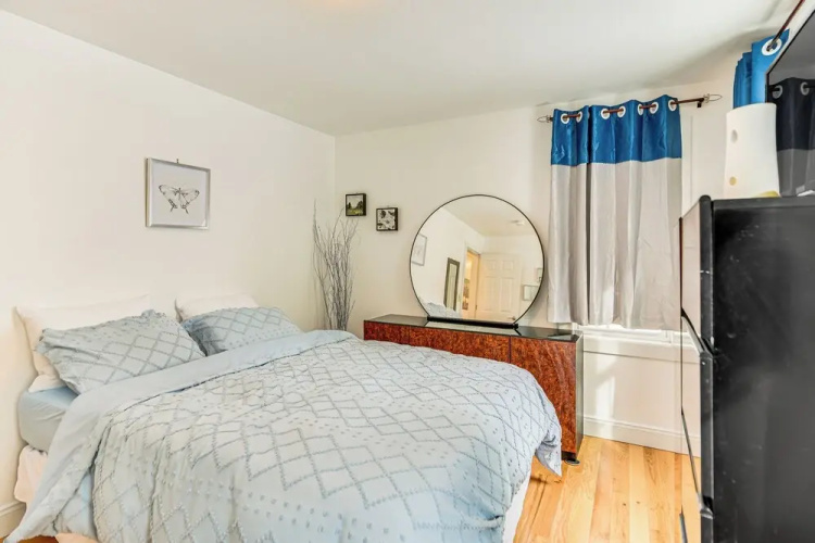 1 Mi to Downtown & Palladium: Worcester Getaway!