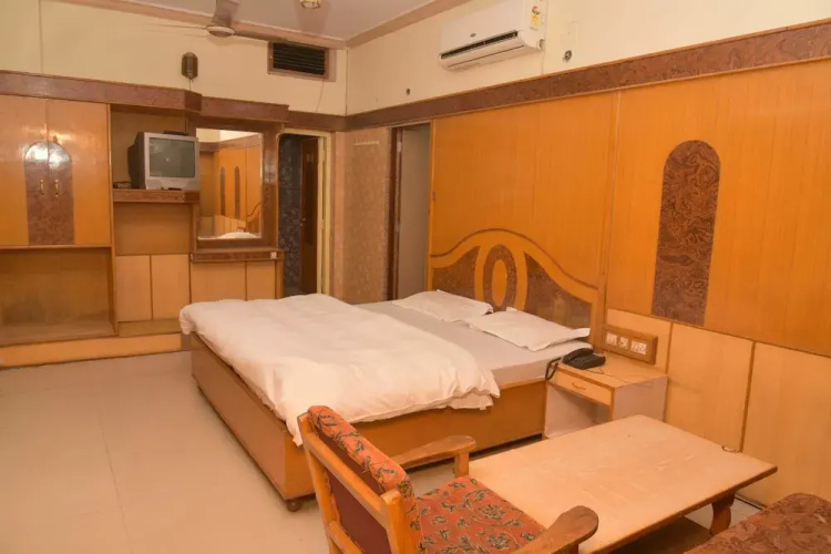 Eminence Palm Residency