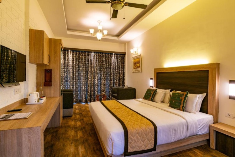 Superior room with balcony