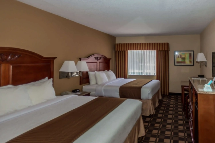 Standard Quadruple room