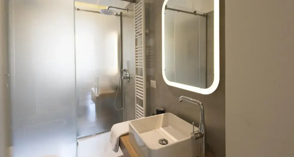 Dante Apartment With Parking