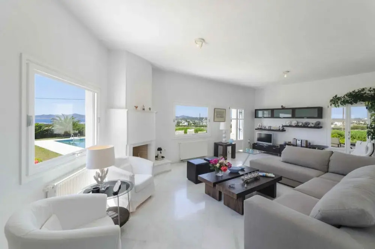 Villa Daria Close to Faragas Beach