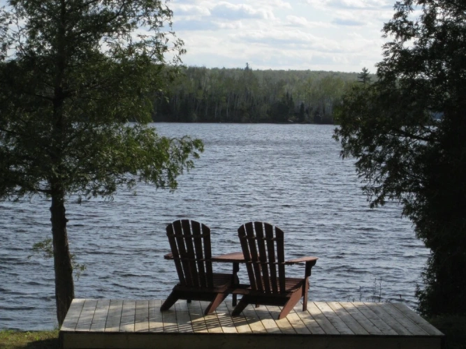 2 Bedrooms Standard room with lake view