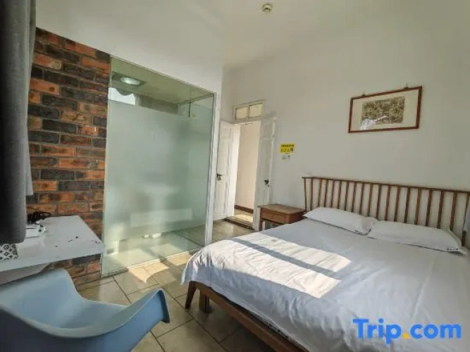 Standard room with sunset view