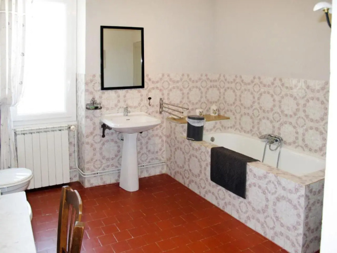 Holiday Home L'Olivier - MBE102