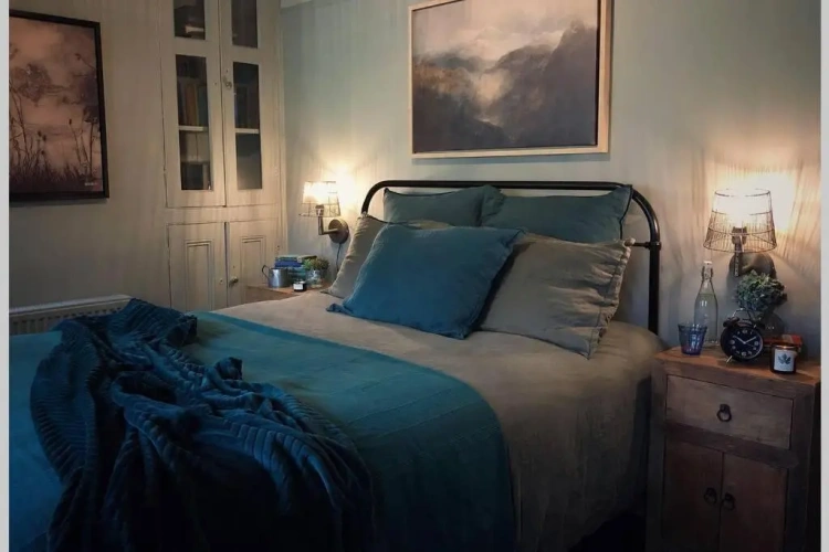 2 Bedrooms Cottage