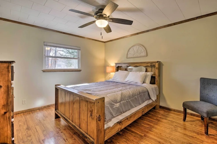 4 Bedrooms Standard room